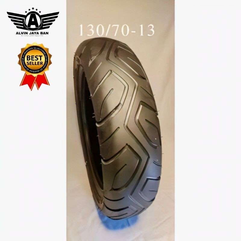 Ban blakang Nmax, ban metic  motor yamaha Nmax 130/70 Ring 13 ban tubles, pentil tubles satuan
