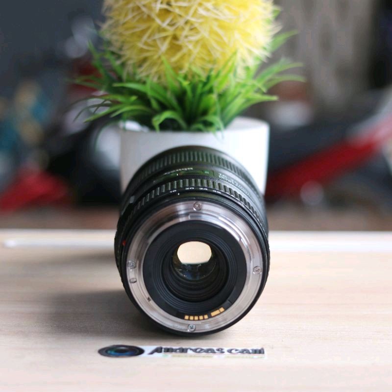 LENSA CANON EF 16-35MM F4 L IS USM ULTRASONIC  FULLSET TINGGAL PAKAI Co