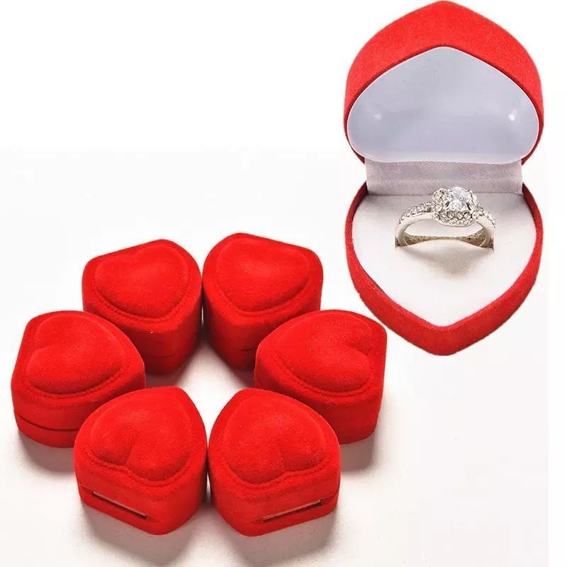 Kotak Cincin Model Love Bludru Merah / Box Love Kotak Cincin Tunangan & Pernikahan