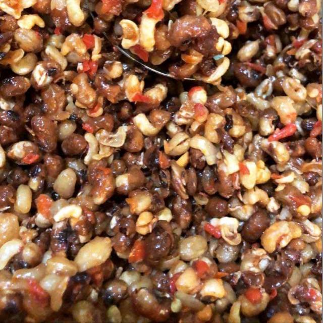 

KACANG MENTIK PEDAS MANIS 500 GR