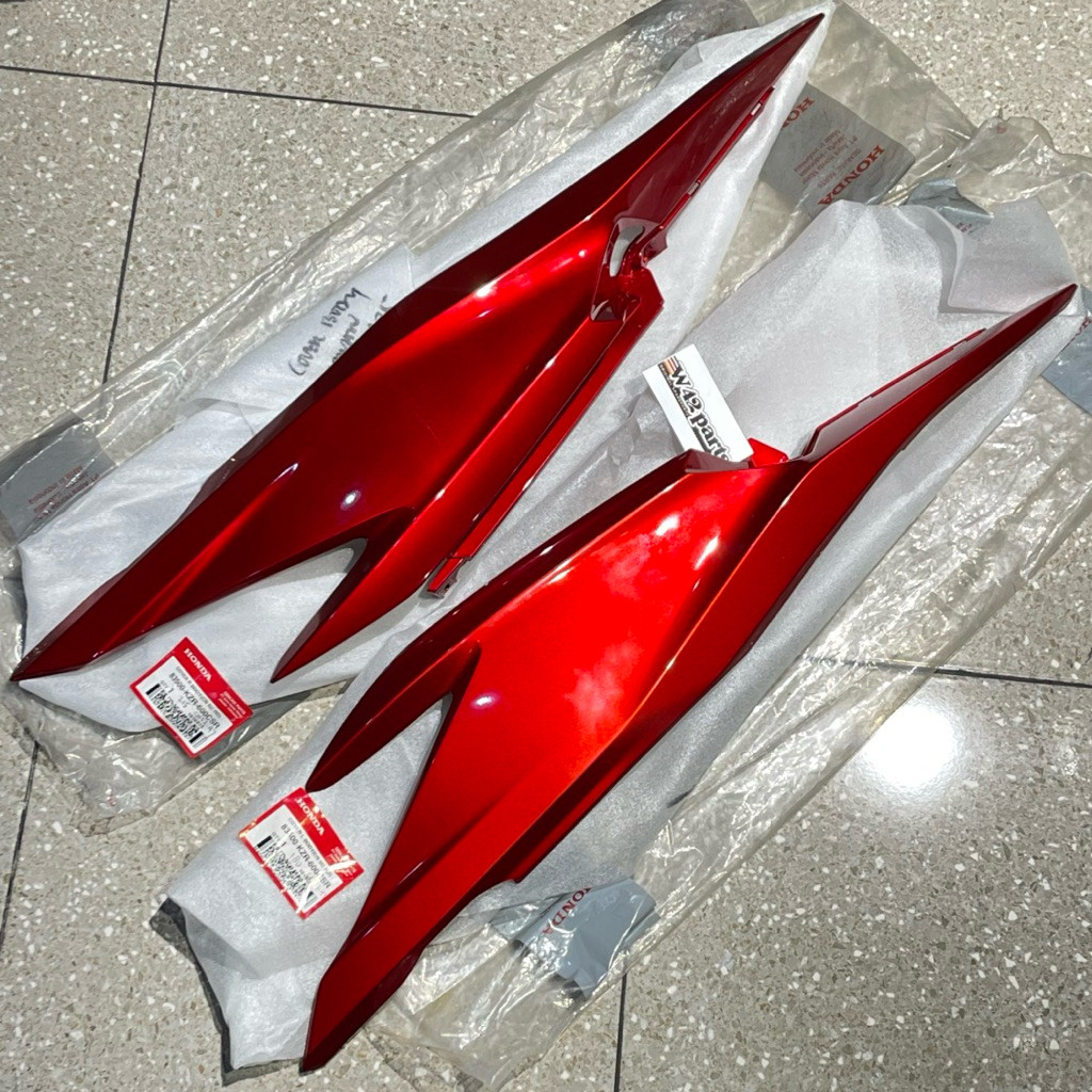 COVER BODY SAMPING BELAKANG VARIO 125 FI BOHLAM OLD LAMA KZR MERAH MARUN MAROON SET KANAN KIRI ORIGI