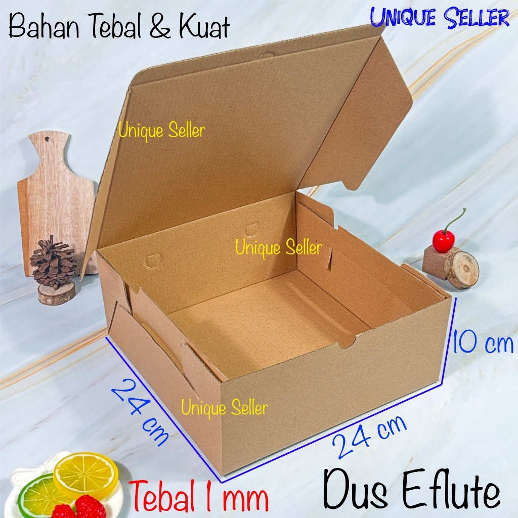 

Dus Kotak Box Hampers 24x24x10 EFLUTE POLOS / Dus Kotak Box Nasi Kue 24x24 x 10 EFLUTE POLOS / Dus Coklat Corrugated E-Flute 24x24x10cm / Dus Packing Olshop uk 24 x 24 x 10 cm
