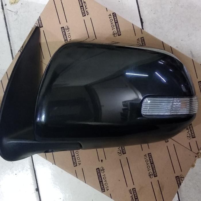 spion Fortuner hilux 2013 body