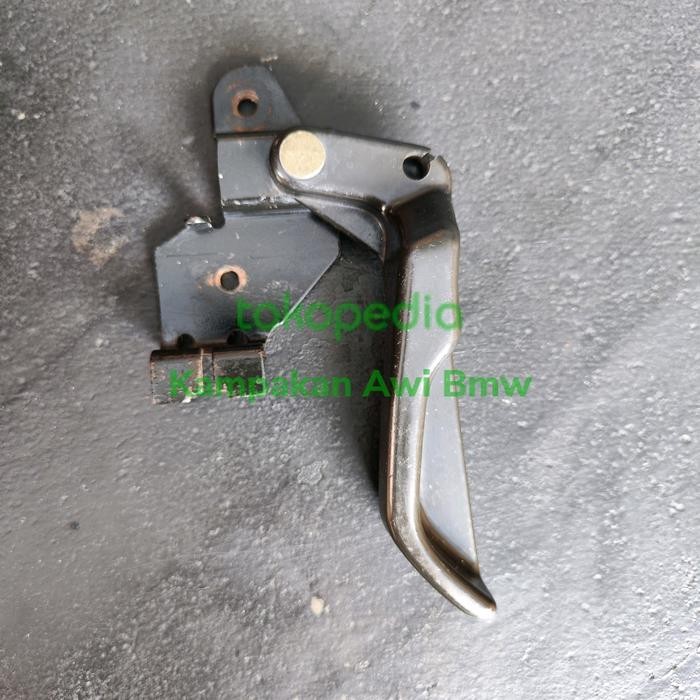 Handle Tarikan Kap Mesin Bmw E30 Sparepart