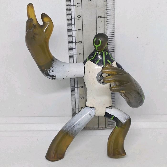 KYKY Figure 4' Ben 10 Upgrade Fighting Pose Original Bandai CN