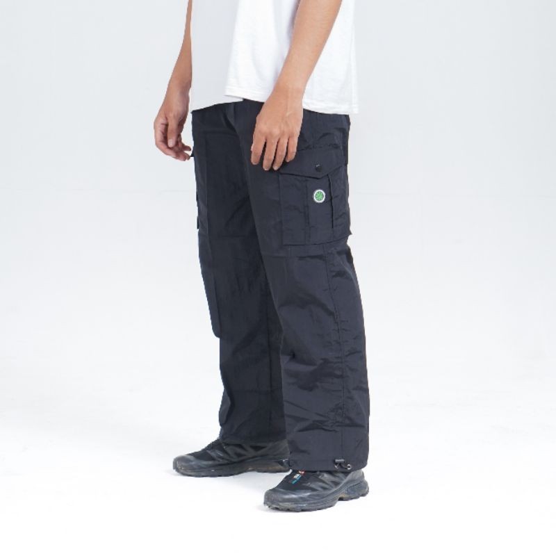 Celana Cargo Panjang/ Celana Cargo Panjang Parasut/ Celana Cargo Nylon/ Celana Cargo Panjang Cowok/ 