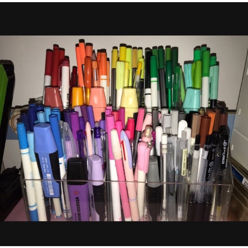 

Display Alat Tulis/Akrilik Tempat Pulpen 2 susun
