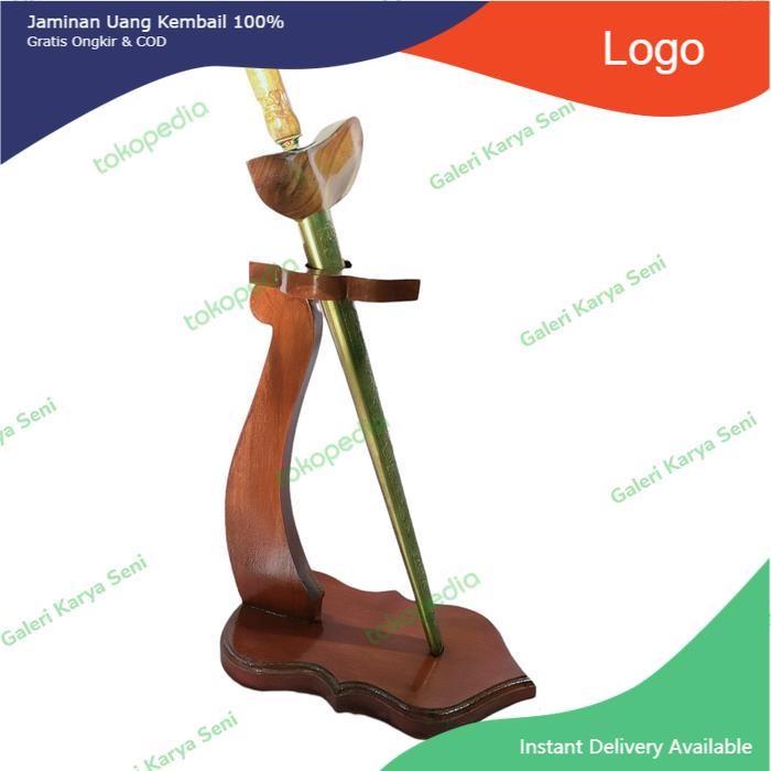 Stand Jagrak Keris Isi 1 Model Minimalis Kayu Jati Plitur Coklat AF15