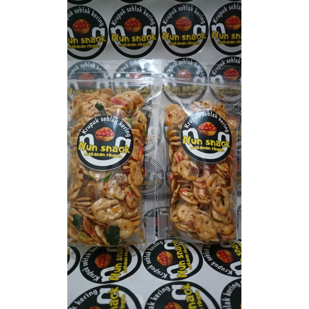 

Krupuk seblak kering extra pedas termurah