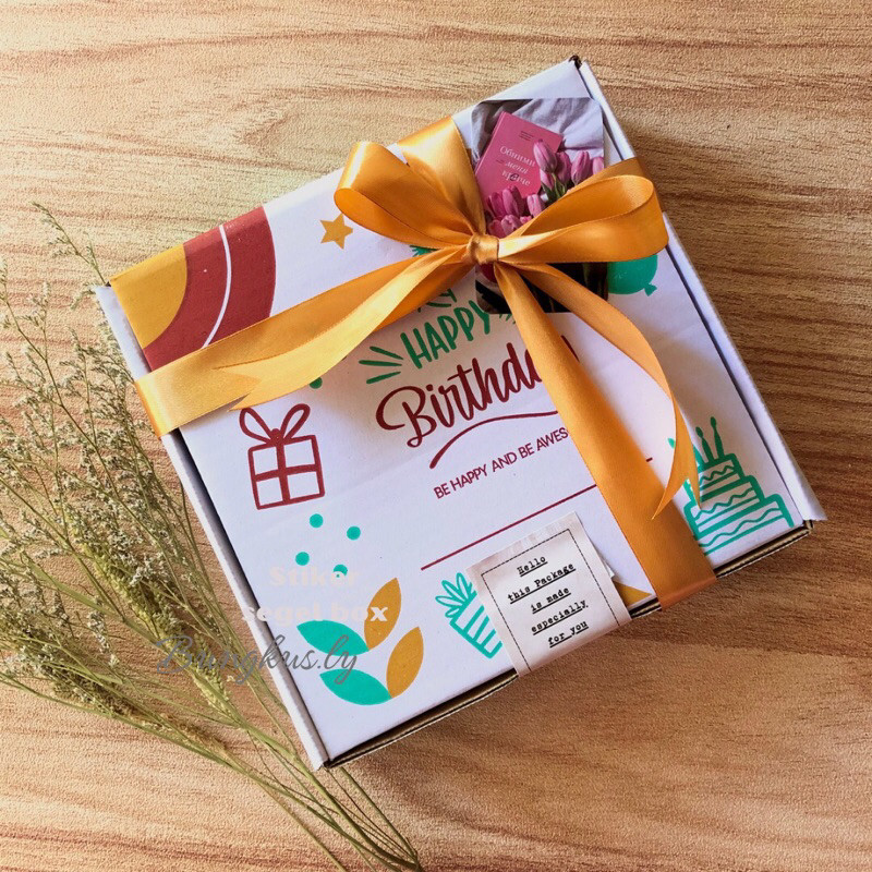 

(Motif Series) Box Hampers | Gift Box | Kotak Ulang Tahun | Hampers | Kardus Hampers | Kardus Packing | Kotak Kado | Kado Wisuda | Kado Ulang Tahun Cewek Happy birthday Anniversary Graduation Milad Estetik Lengkap Series Motif Floral incluede buble wrap