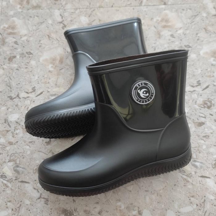 Prelesty Premium Sepatu Sawah Pria Boot Karet Full Hitam Kerja Proyek Anti Air Banjir Hujan PVC Mura