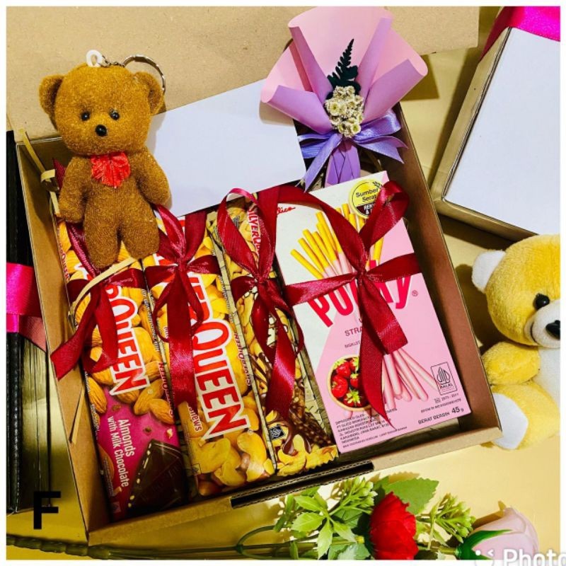 

TERLARIS Hampers Coklat | Hadiah Ultah | Kado Pacar | Anniversarry