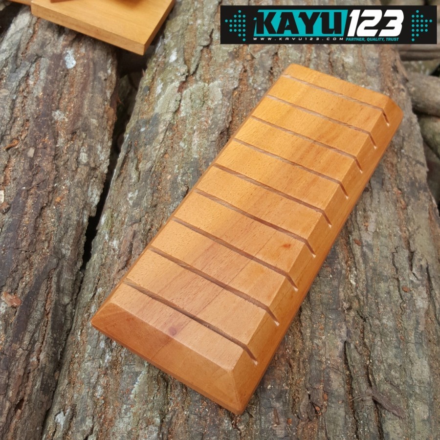 

Wooden Card Holder Ukuran 20x8 cm Tempat Penyimpanan Kartu (WCH-12)