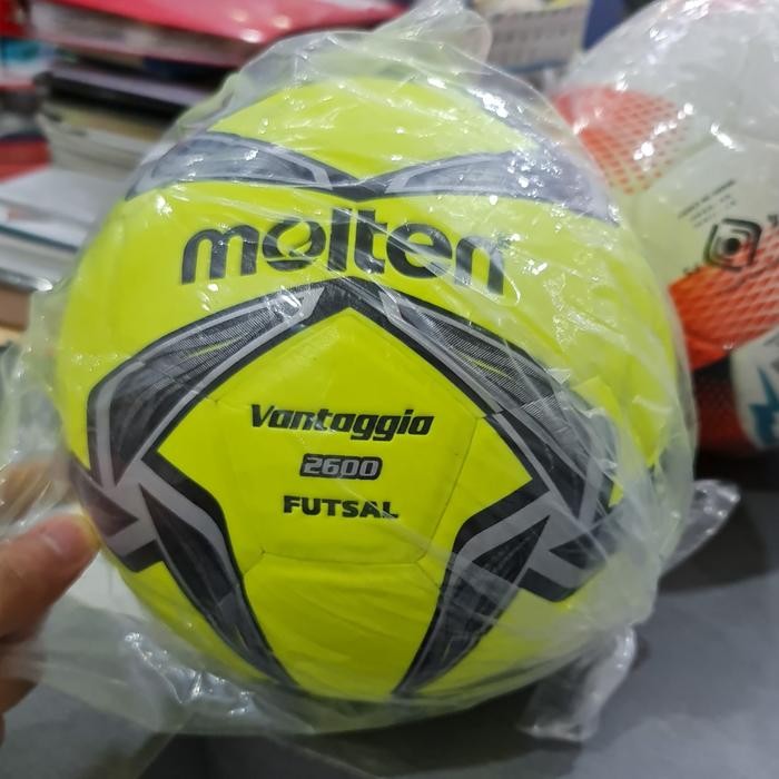 bola futsal molten vantaggio