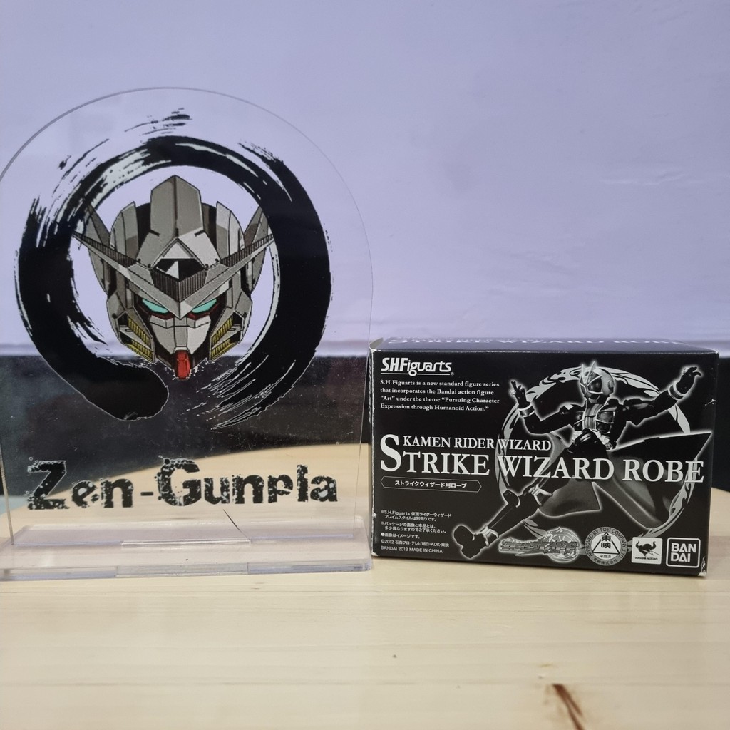 SHF Strike Wizard Robe BANDAI Kamen Rider Wizard