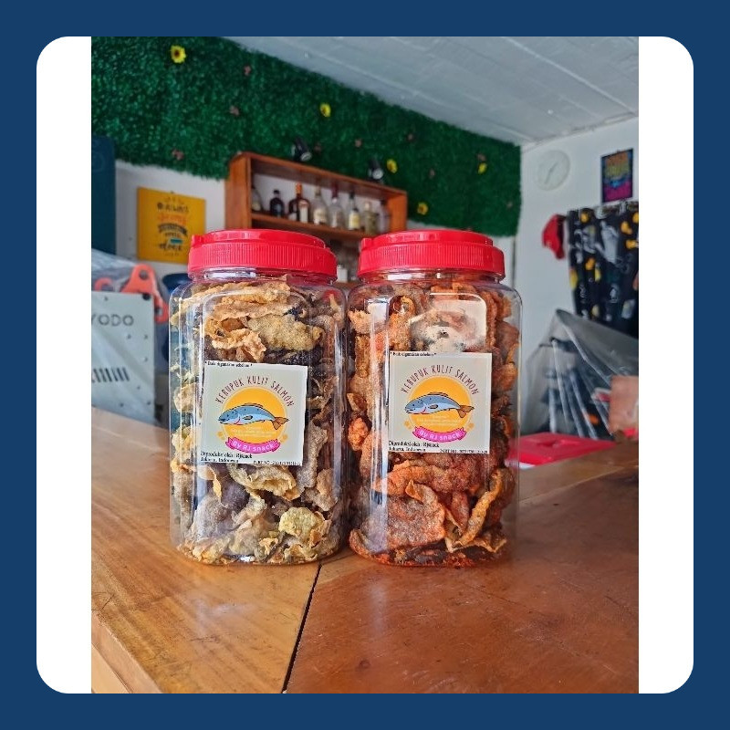 

Paket Combat kerupuk kulit ikan salmon original 220gr Kemasan Toples jumbo Dan Rasa Spicy Toples Jumbo 220gr