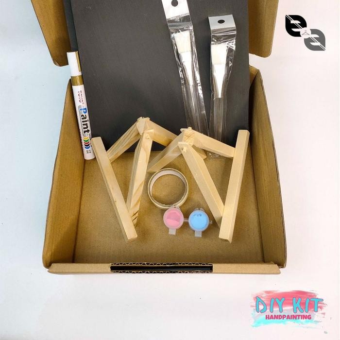 

1 Set Canvas DIY Hand Painting Kit Couple Kanvas Lukis Tangan Bareng Ayang Bestie Cap Sidik Jari Kerajinan Hadiah - Kanvas Hitam, 2 Easel/Penyangga