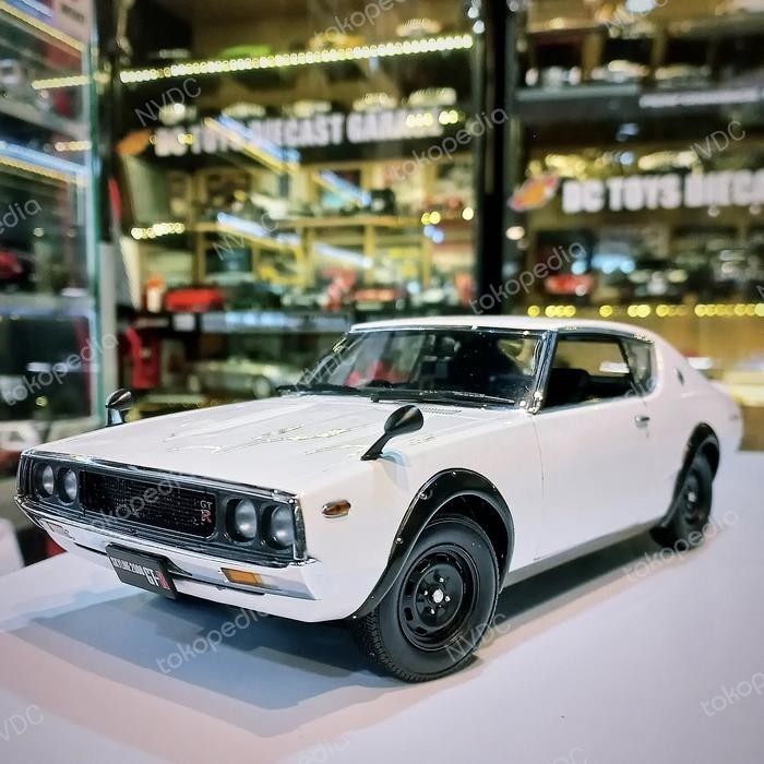 Diecast Nissan Skyline GTR KPGC110 Kenmery White Kyosho Models Miniature
