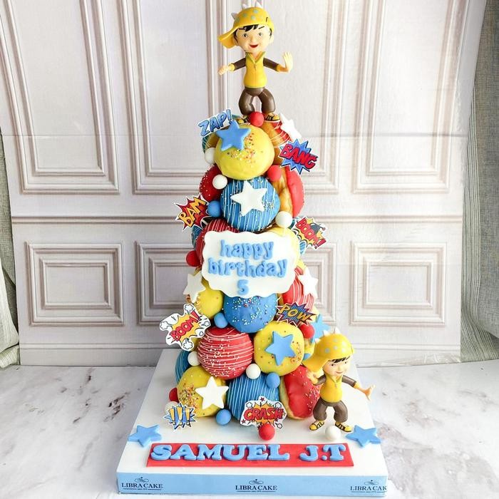 

Donat/Donat ulang tahun/Donat ultah tower Tema Boboiboy/Donat tower Catering Malang DMT