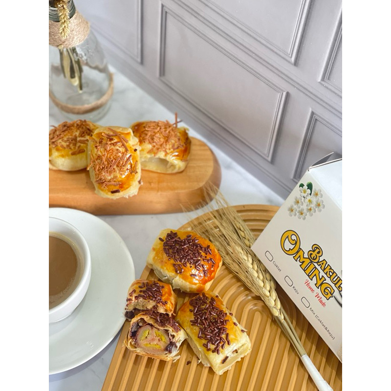 

Bolen Pisang Double Variant 10pcs Keju Coklat