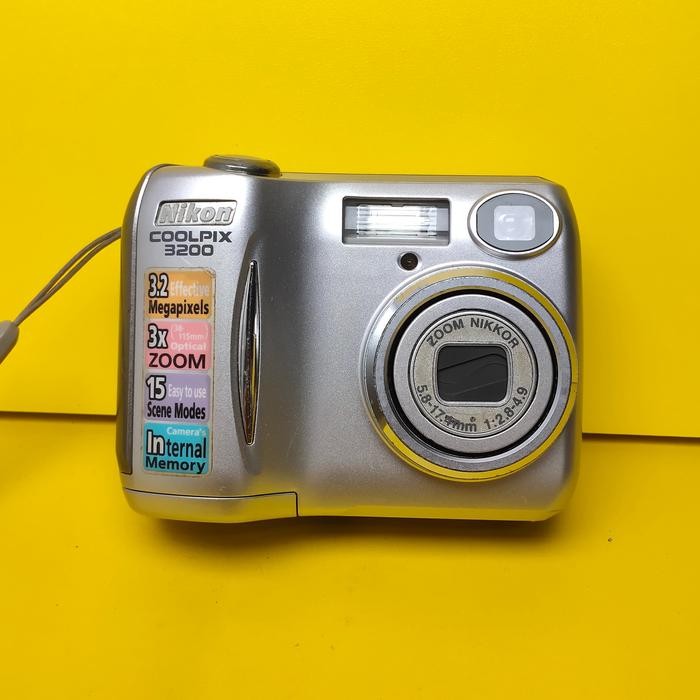Nikon Coolpix 3200 Kamera Digicam Second