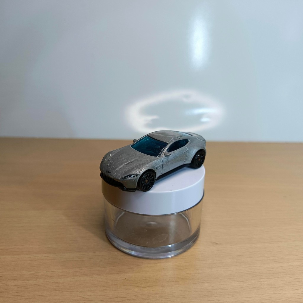 Diecast Hot Wheels - 007 James Bond Spectre Aston Martin DB10 Original
