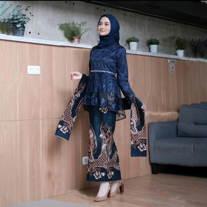 MAYRA NAVY - NEW ARRIVAL BAJU KEBAYA BRUKAT TULLE MODERN KEBAYA WISUDA KEKINIAN ATASAN KEBAYA REMAJA