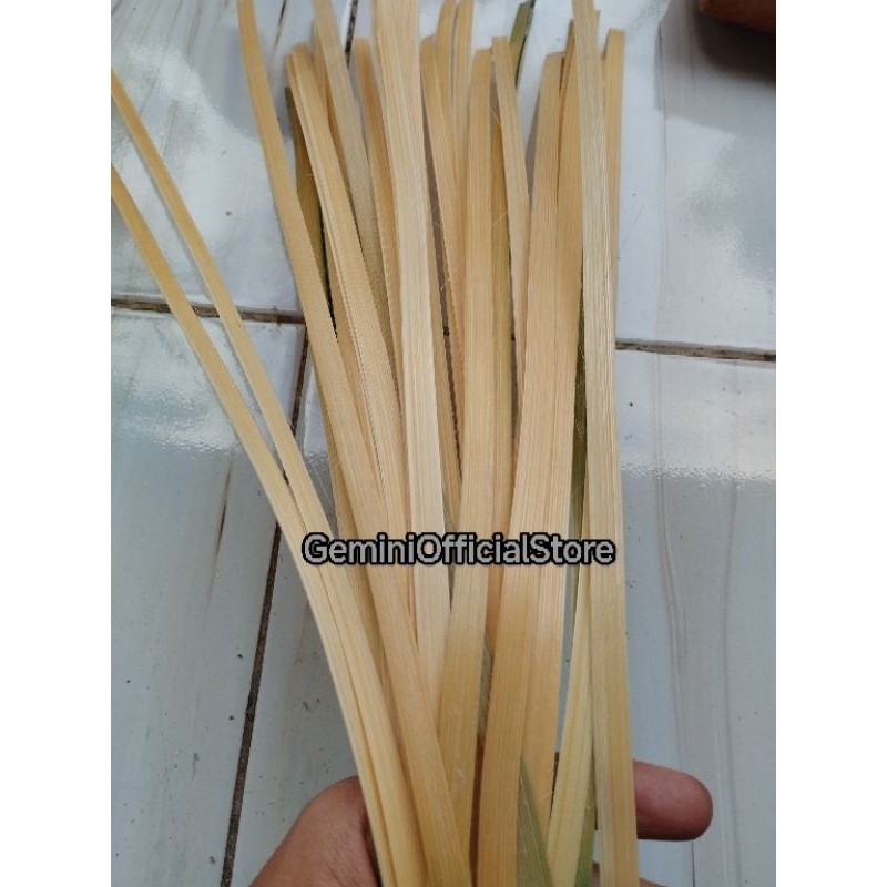 

IRATAN BAMBU TALI /Bahan Anyaman/serbaguna/murah/kerajinan "kreatif store