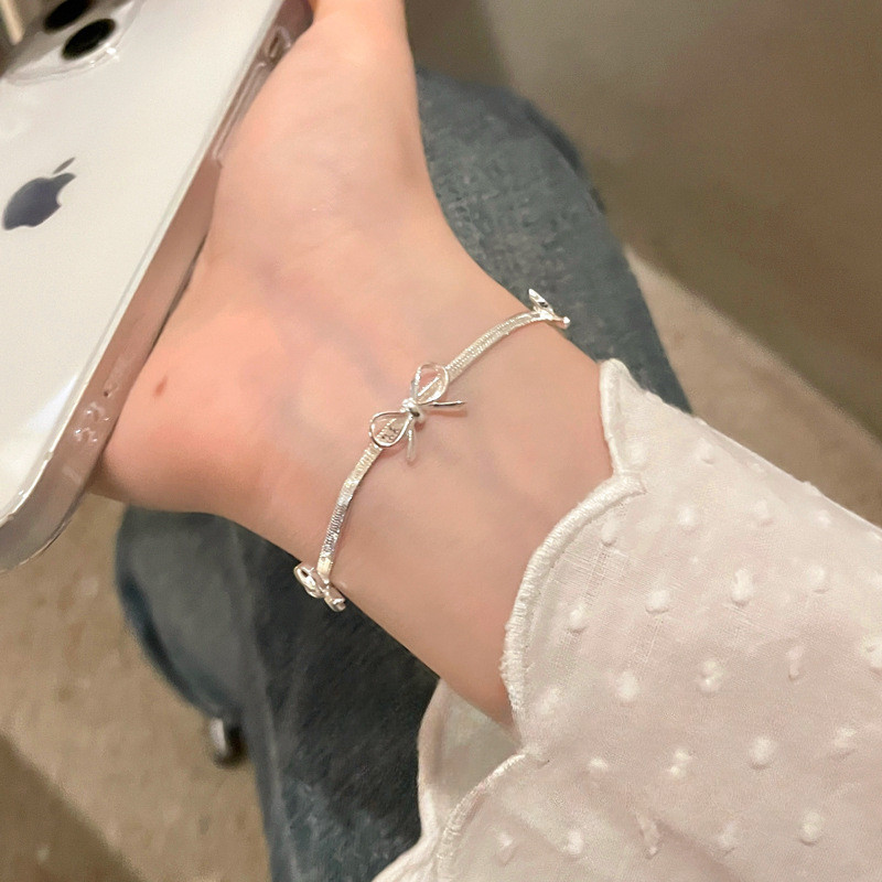 

【CACA ACC 】Gelang Pita Minimalis Desain Unik Cocok Untuk Hadiah Ulang Tahun Q066