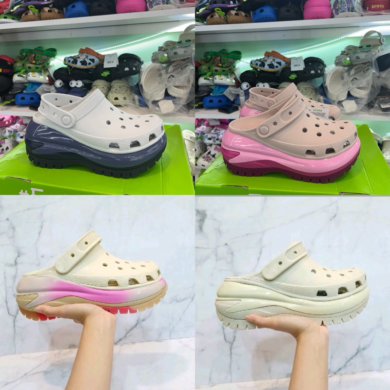CROCS Classic Mega Crush Clog / Crocs Mega Crush Clog Woman / Sandal wanita / Crocs wanita