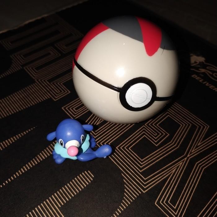 Novice KFC Chaki kids meal promo - pokemon indonesia pokeball figure popplio