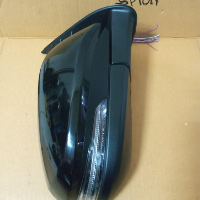 Spion Mobil Toyota Fortuner 2016-2017-2018-2019 Original