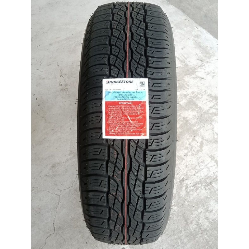 Bridgestone D687 ukuran 215/60 R17 - Ban Mobil Outlander Alphard