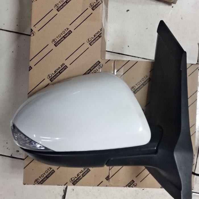 spion Mazda 2 2012 part asli