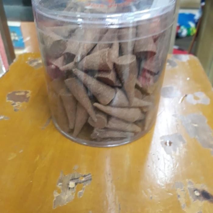 Dupa kerucut cendana jumbo