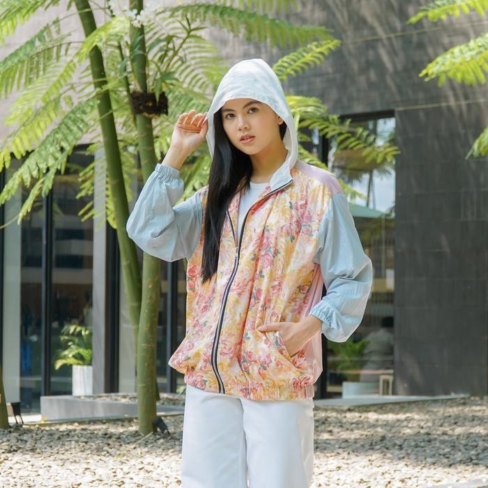 DAWNBLISSCO - ZOYA Jacket | Outer | Jaket Wanita | Jaket Motif | Jaket Wanita | Jaket Nylon - WHITE