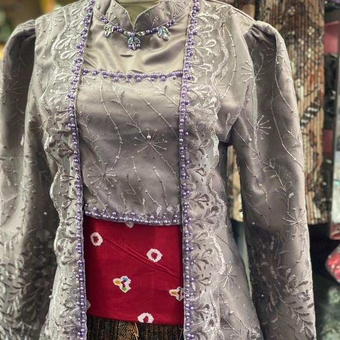 

Kebaya Kutubaru Muslim Atasan + Angkin (ELLEN) - Taro, Allsize