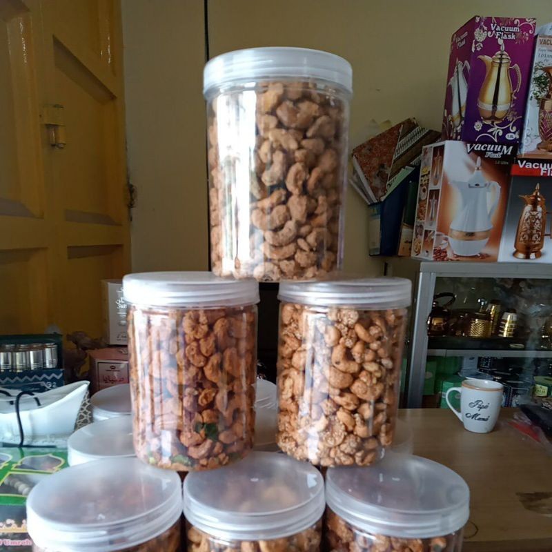 

kacang mede kemasan toples 800ml