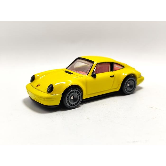 Hot Wheels  Premium Modern Classics Porsche 964 Carrera Custom Kuning Diecast Loose Miniatur