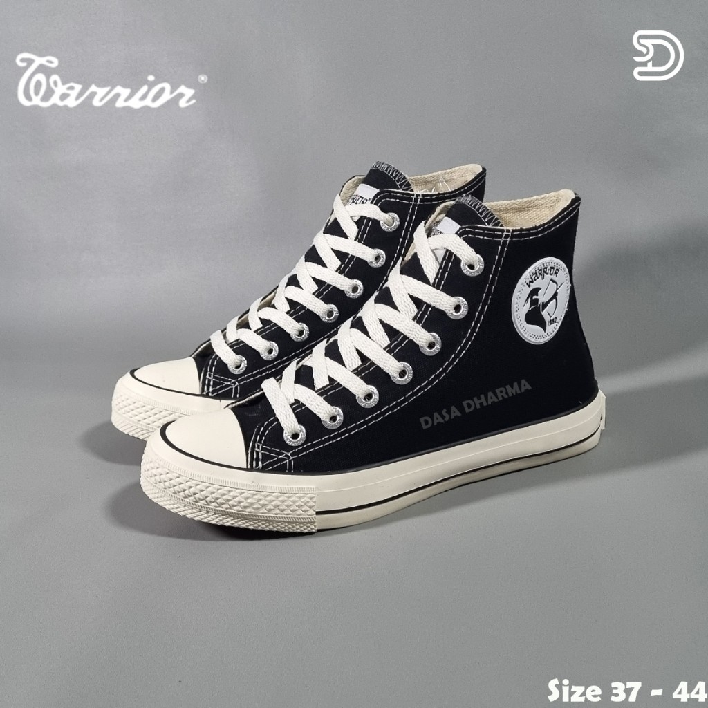 Sepatu Warrior Sneakers Pria Tinggi Hitam Putih Original