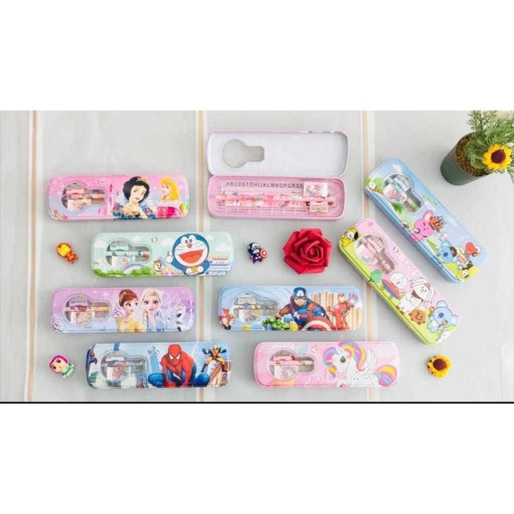 

TEMPAT PENSIL KARAKTER GEMAS SET 4 in1/ PENSIL CASE SET MURAH/ TEMPAT PENSIL KALENG SET 4 in1