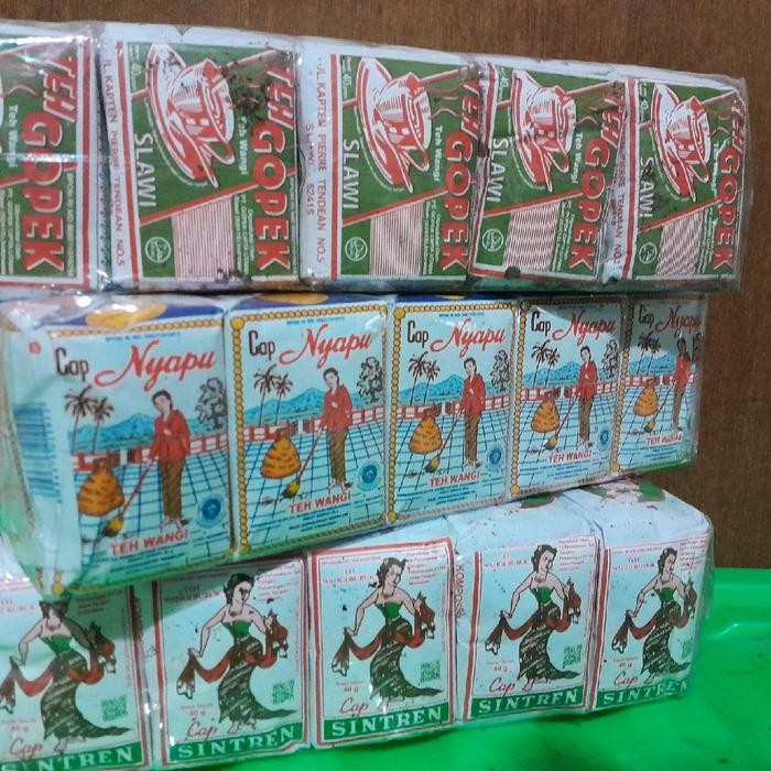 

Mumpung Murah RACIKAN TEH SINTREN NYAPU GOPEK 1SLOP (3*10PC*40GR)