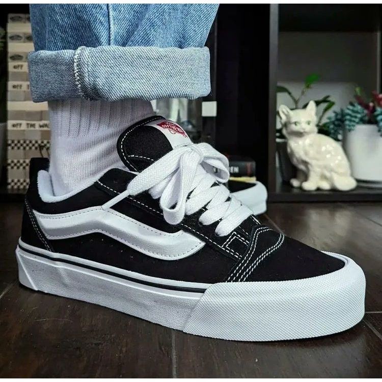 SEPATU sekolah VANS678 TALI GEMUK VANS KNU SKOOL HITAM PUTIH SEPATU PRIA DAN WANITA
