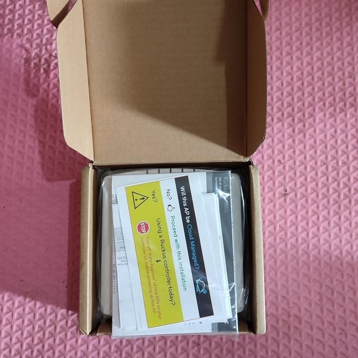 Ruckus R320 Wireless Hotspot