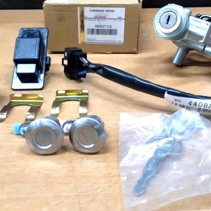 kunci kontak set L300 asli original kunci laci Cylinder key quality