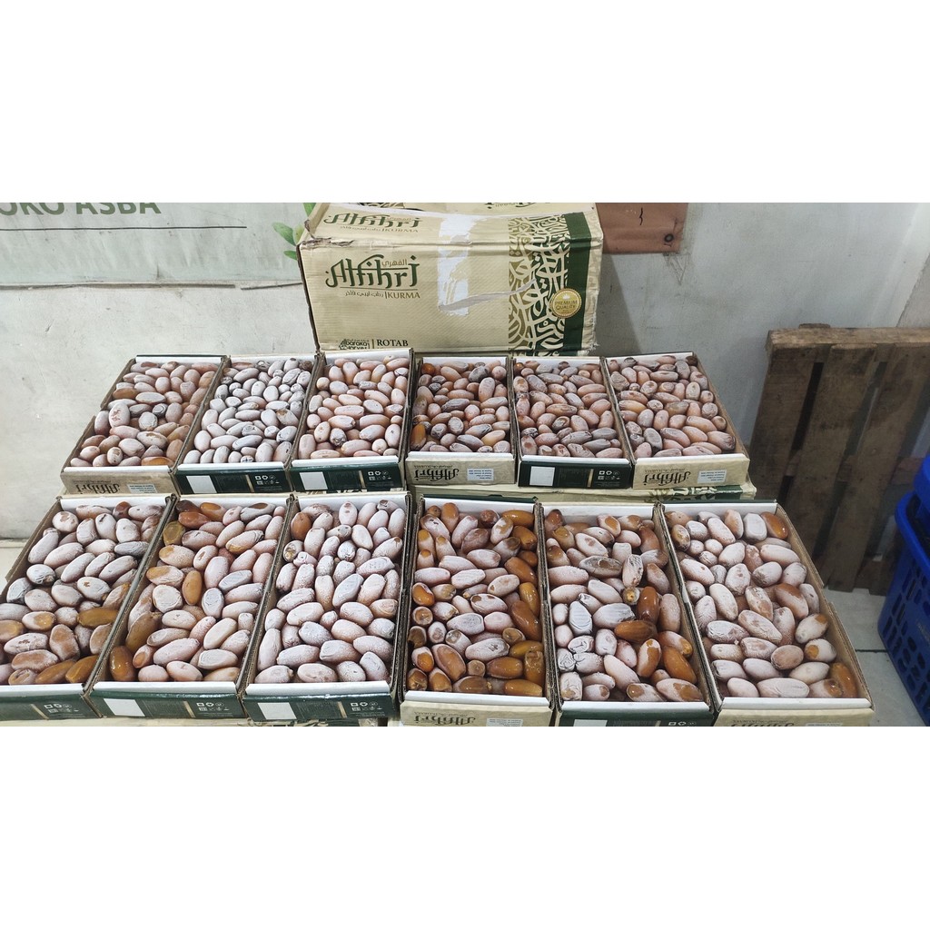 

KURMA SELECTED RUTHOB LIBYA 1 KG/ KARTON ISI 12