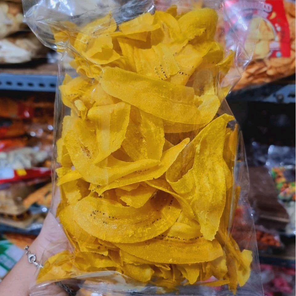

KERIPIK PISANG ASIN 250GR GURIH RENYAH ENAK