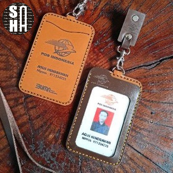 

NAMETAG KULIT ID CARD HOLDER KULIT MODEL 3 LAPIS 2 WARNA COKLAT TUA DAN COKLAT MUDA KULIT