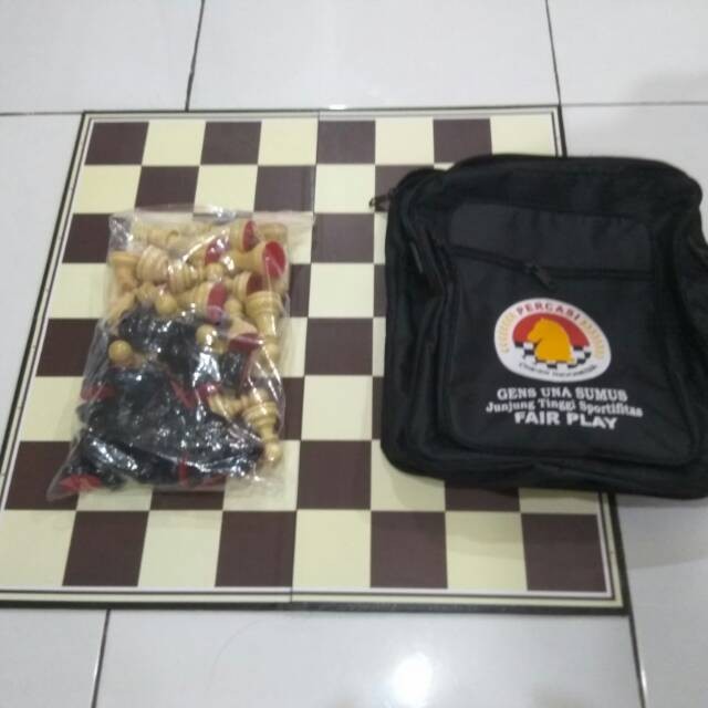 Catur PERCASI / Catur Lipat Percasi Kayu 50cm