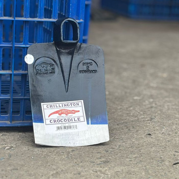 Cangkul baja Cap Buaya Mas Pacul Baja Asli Cap Buaya Mas / Cap Crocodile import Thailan Original